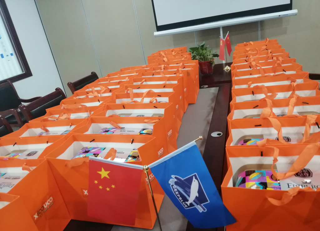 月滿中(zhōng)秋 禮承心意 | 深藍醫(yī)療發放中(zhōng)秋福利ing
