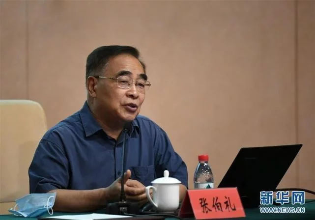 深藍醫(yī)療轉載|為(wèi)什麽出現大量無症狀感染者？張伯禮詳解