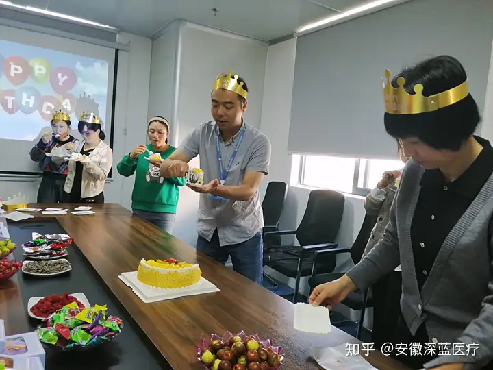 深藍醫(yī)療23年第三季度集體(tǐ)生日會片段08,深藍醫(yī)療,深藍,DEEPBLUE 深藍醫(yī)療23年第三季度集體(tǐ)生日會片段08,深藍醫(yī)療,深藍,DEEPBLUE